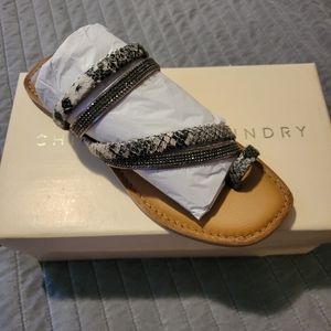 Chinese Laundry Solar Sandal